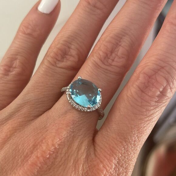 NWOT, fashion jewellery, rhodium plated, AAA CZ topaz, sky blue, sz 7, gorgeous! - Picture 7 of 8